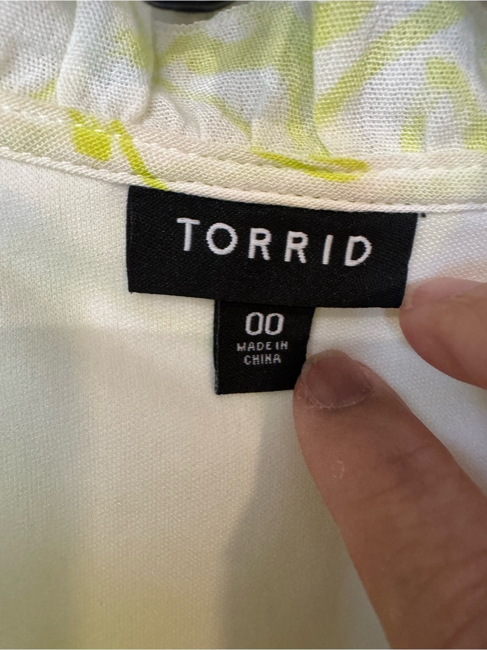 Torrid 00 Ivory Lime Floral Sleeveless Tiered Midi Dress Tassel Tie Size 10 - Picture 5 of 7